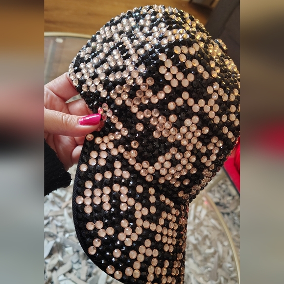 Stone cap - Picture 2 of 4